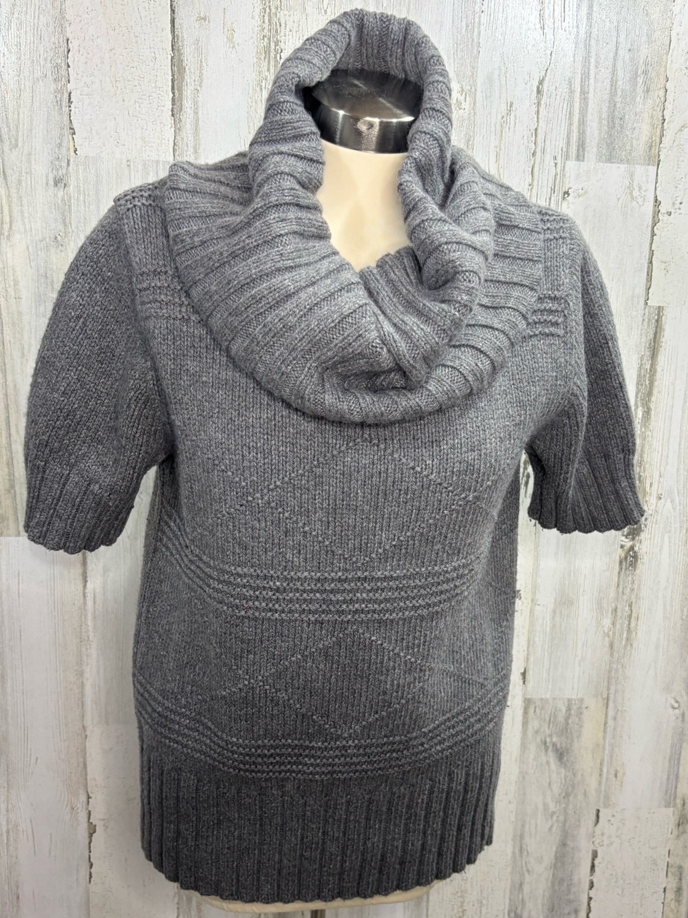 American Eagle Outfitters Gray Short Sleeve Cowl Neck Sweater